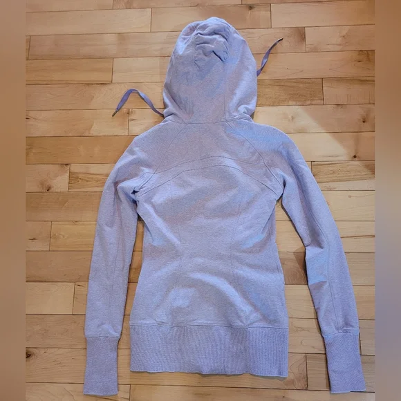 Lululemon Women's Size 4 Sweater - Picture 4 of 6